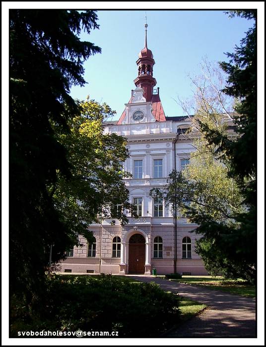 gymnazium-holesov
